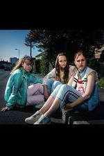 Watch Three Girls 0123movies