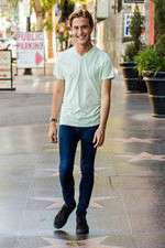 Watch Hollywood Medium 0123movies